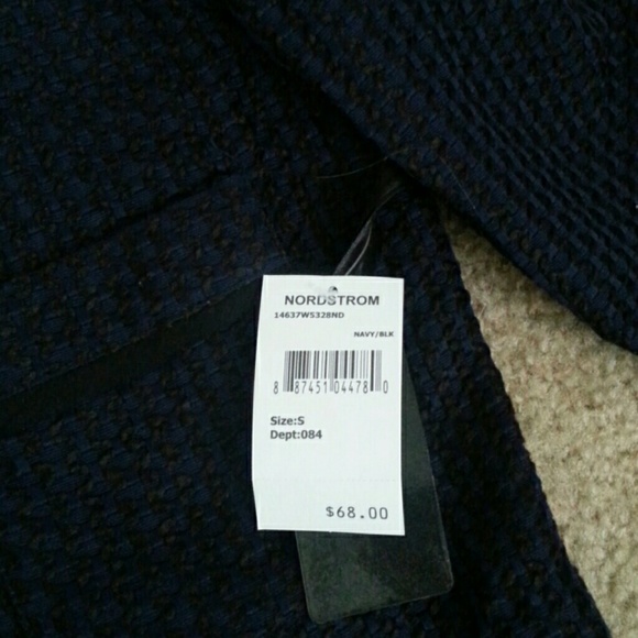 Coat - Picture 4 of 4