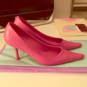 Pink kitten Heel Pumps