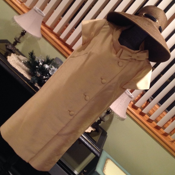 VINTAGE YELLOW DRESS
