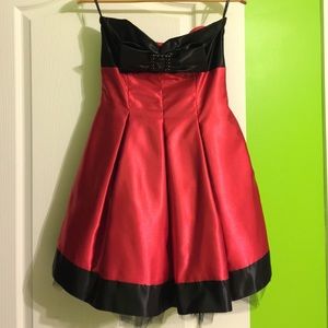 Black and red satin dress