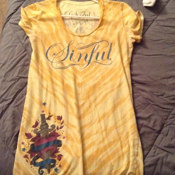 Sinful top