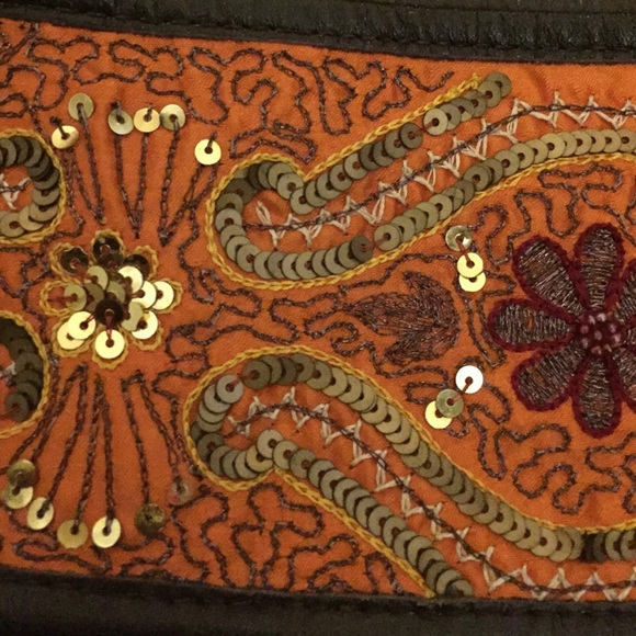Belt - Picture 3 of 4