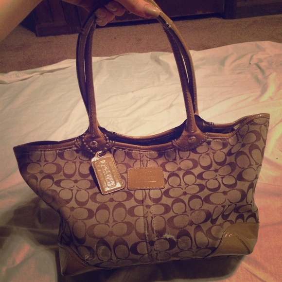 Coach hand bag