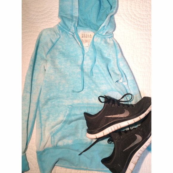 SPECIAL SHIPPING PRICE Light Blue hoodie
