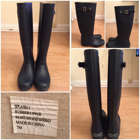 Raining Boot - Almost new, used several times. - Picture 1 of 1