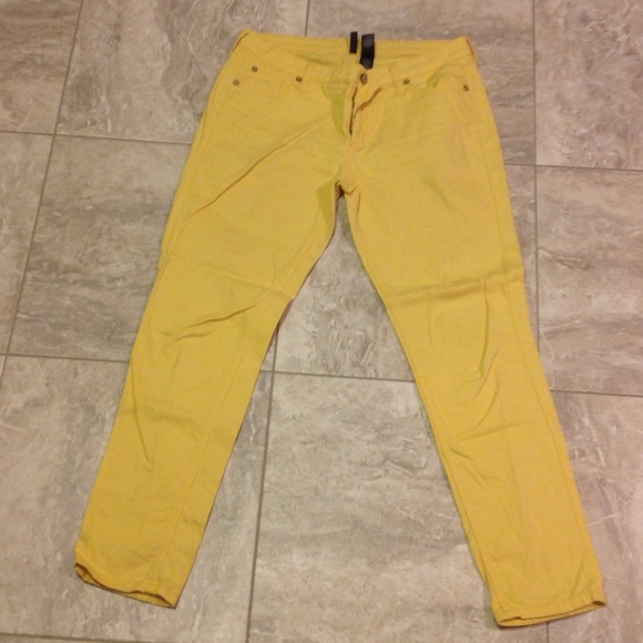 Yellow stretchy Jean