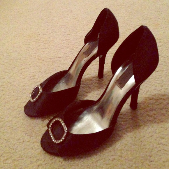 Steve Madden black peep toe rhinestone pumps