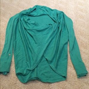 EUC Lululemonic Iconic Wrap 6 Sweater Material
