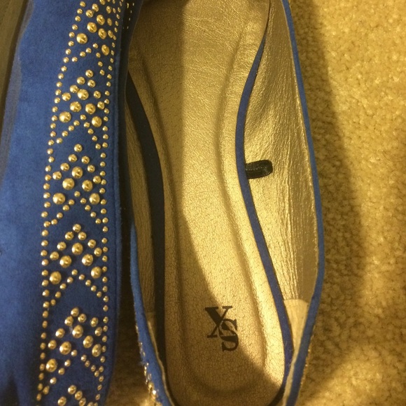 Studded flats - Picture 2 of 2