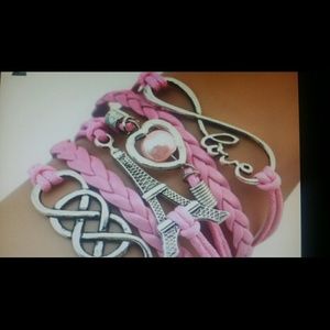 Cute Paris bracelet