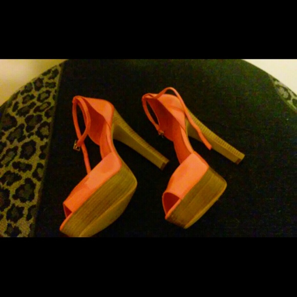 Stilettos - Picture 2 of 4