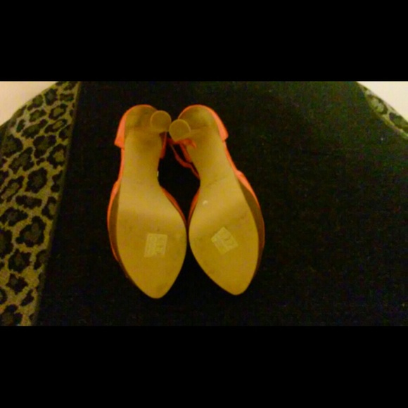 Stilettos - Picture 3 of 4