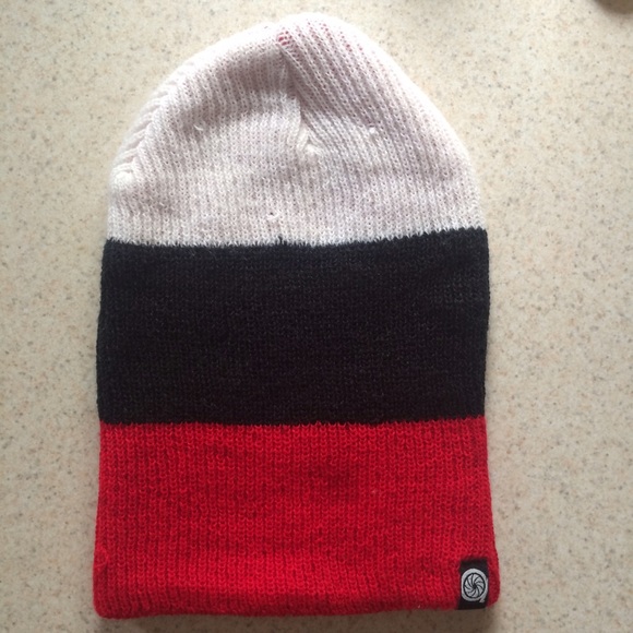 Aperture Beanie
