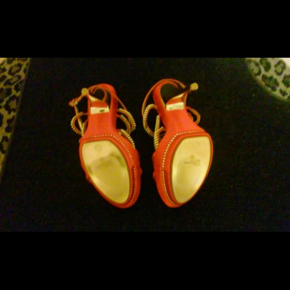 Stilettos - Picture 4 of 4