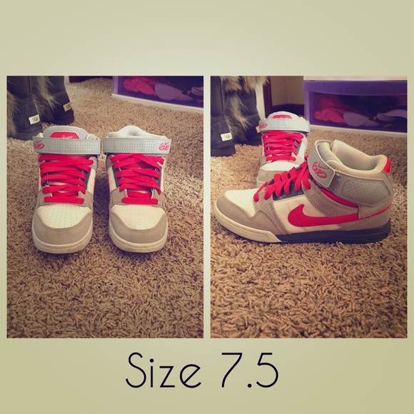 Nike 6.0 - Coral/red