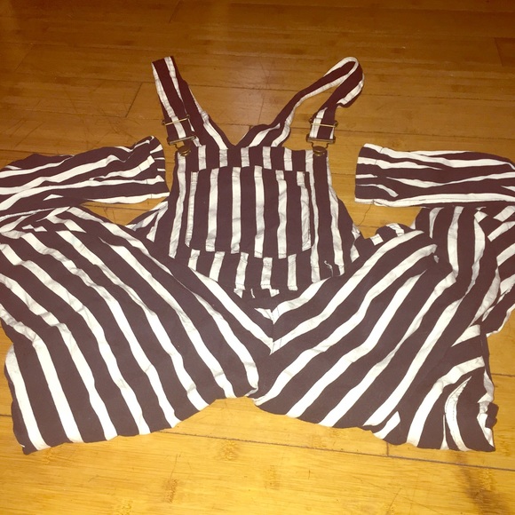 Black and White Striped Forever 21 Overalls NWOT❤️