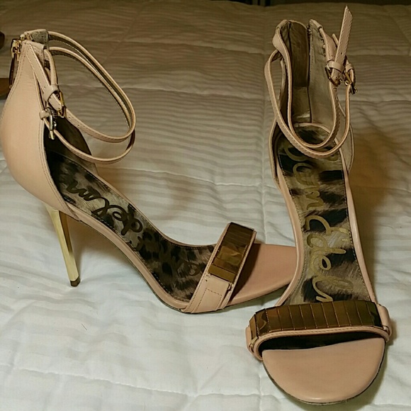 Nude and gold Sam Elderman sandals