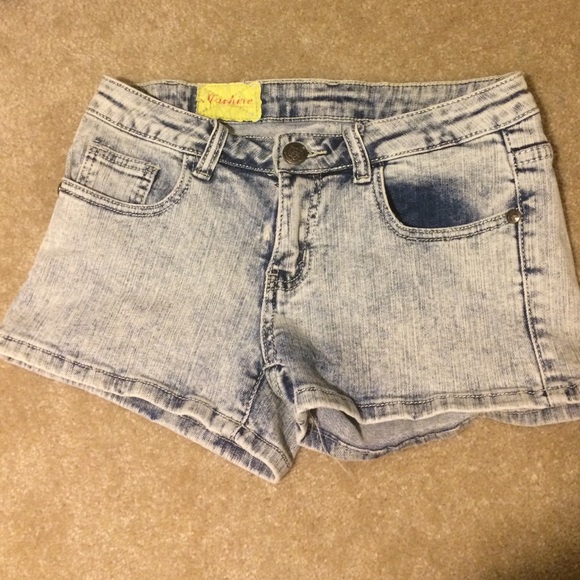 Faded Jean shorts