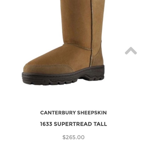 SOLD! Canterbury sheepskin boots