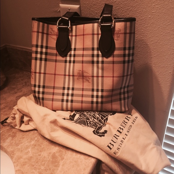 100% authentic Burberry Haymarket.