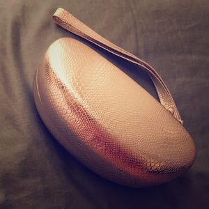 Sunglass case / clutch