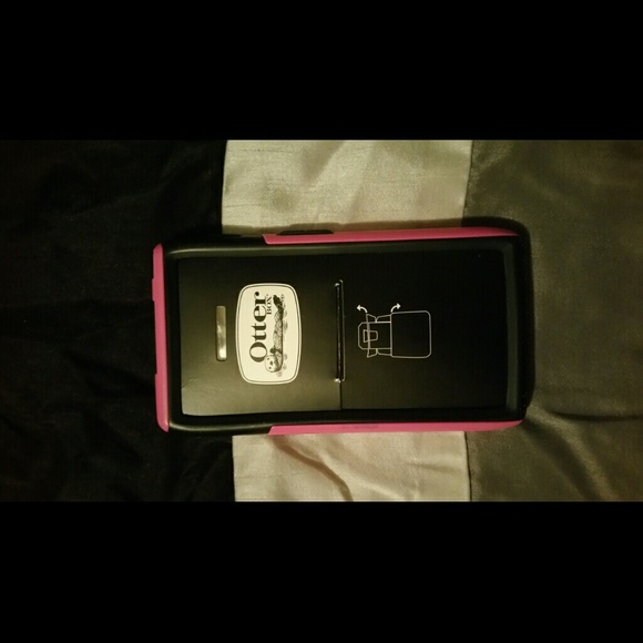 Droid Razr Otter Box - Picture 2 of 2