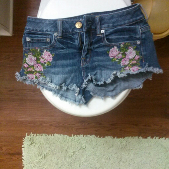 American eagle denim booty shorts