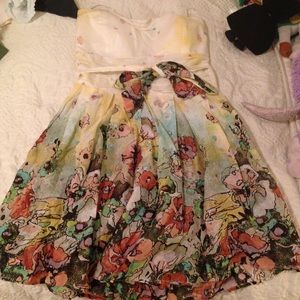 🌟 American Rag Tube Floral Dress 🌟