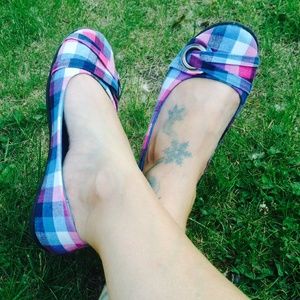 American Eagle flats