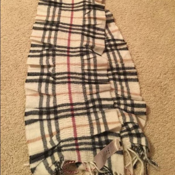 Burberry scarf