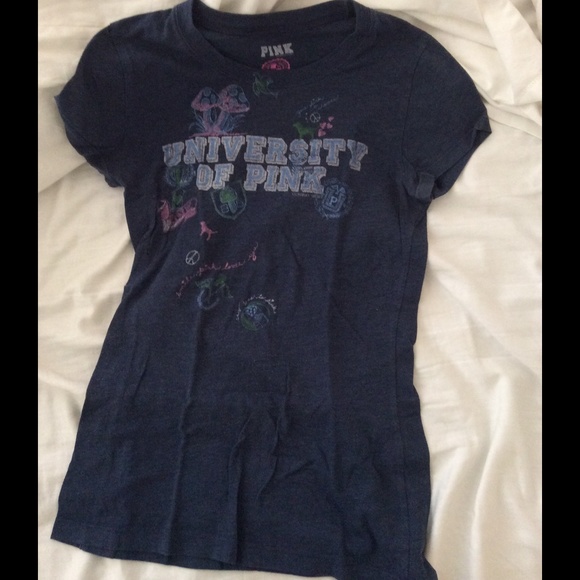 VS PINK. T shirt💞