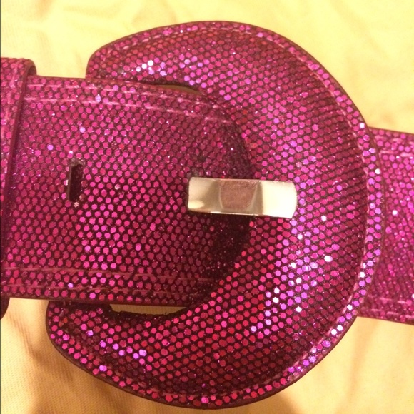 💞H&M Clutch and Belt - Picture 2 of 4