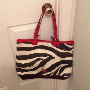 Dooney & Bourke tote!