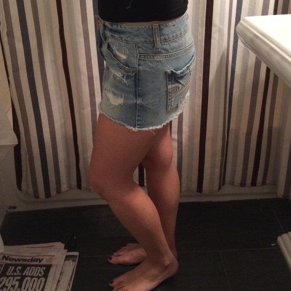 Jean skirt - Picture 2 of 2