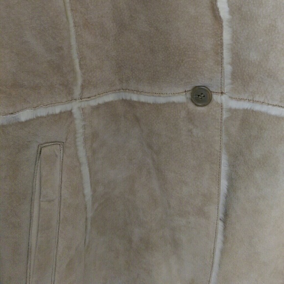 Faux fur-lined coat - Picture 2 of 5