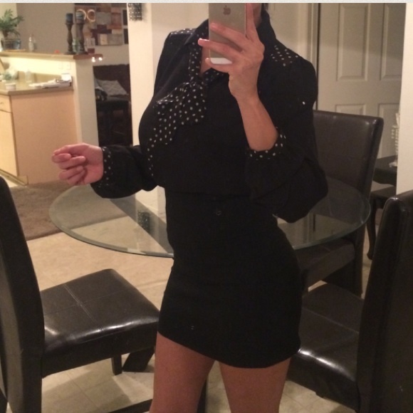 Button up - Picture 2 of 4