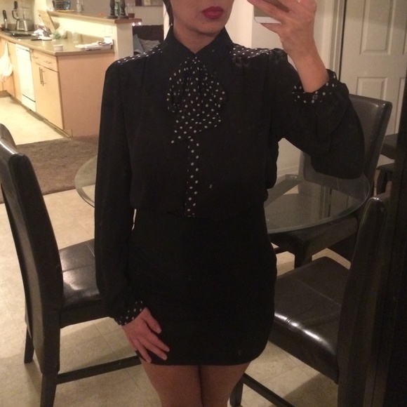 Button up - Picture 3 of 4