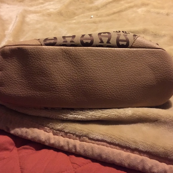 Handbag - Picture 3 of 3