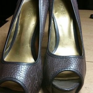 Size 8 Brown Nine West shoes