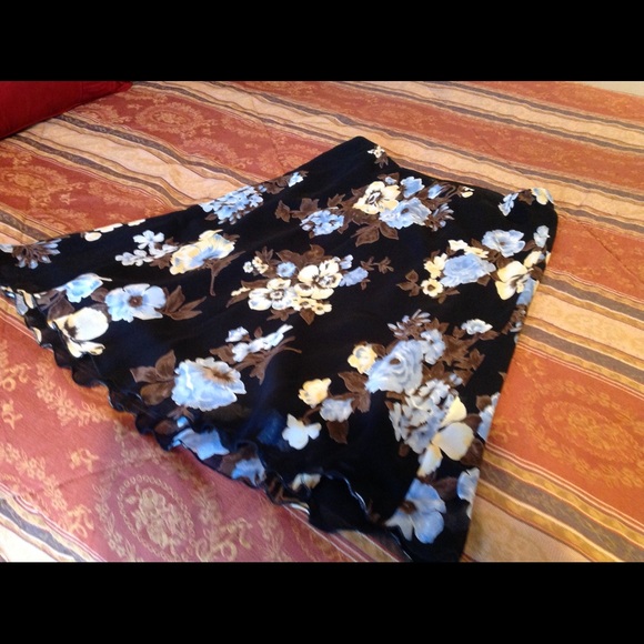 Karen Kane Designer Skirt - NWOT