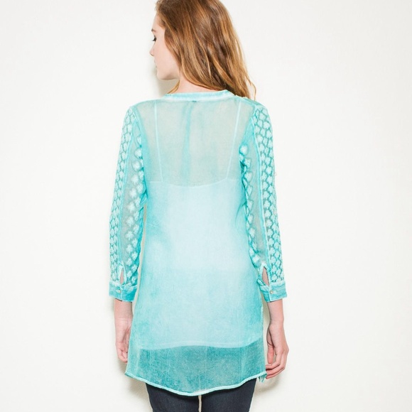 Silk top with embroidery by Adoire - Picture 3 of 4