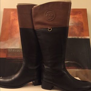 Etienne Aigner Chastity two-toned riding boots.