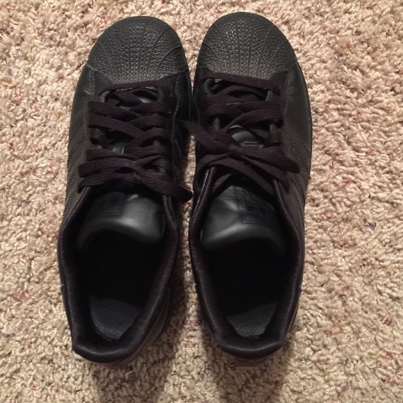 Black Adidas Shoes