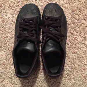 Black Adidas Shoes