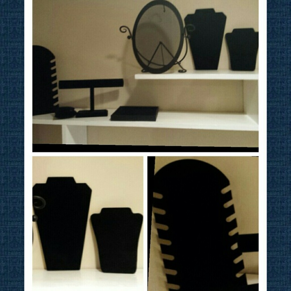 Jewelry Showcase Items