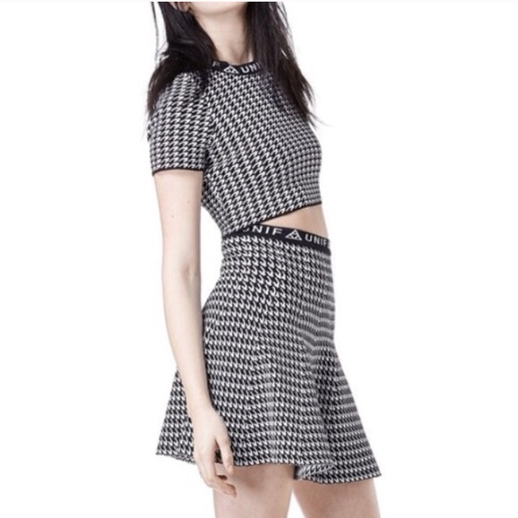 ✖️UNIF ISO✖️ - Picture 2 of 6