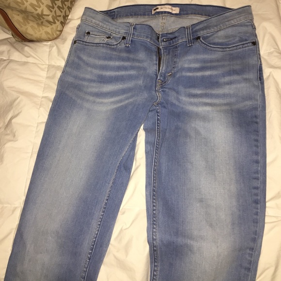 levis
