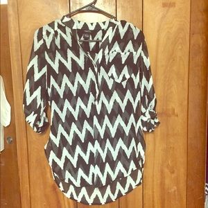 Chevron top