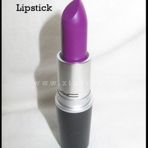 Mac heroine lipstick