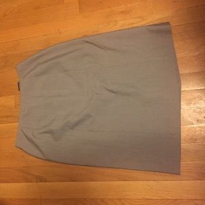 Grey skirt